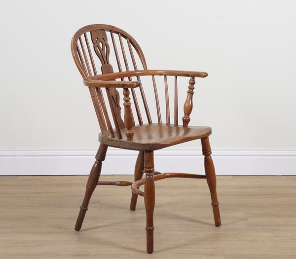 NICHOLSON ROCKLEY; A MID-19TH CENTURY YEW BACKED ELM WINDSOR CHAIR