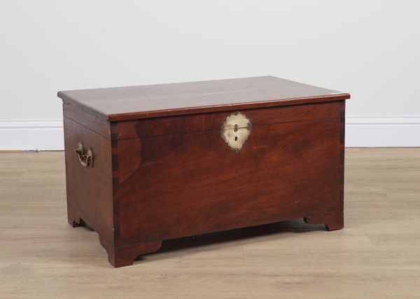 AN EARLY 20TH CENTURY EASTERN EXPORT HARDWOOD TRUNK