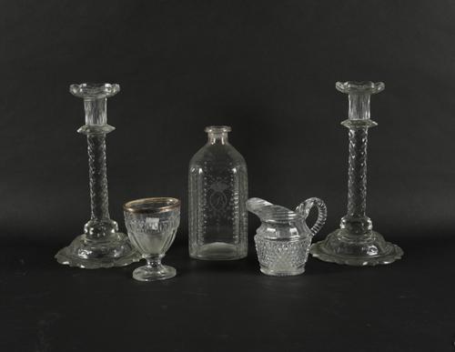 A PAIR OF CUT GLASS CANDLESTICKS (5)