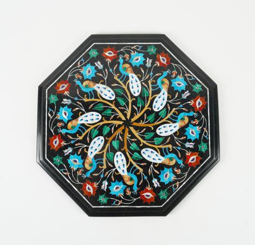 AN INDIAN OCTAGONAL HARDSTONE INLAID MARBLE OCTAGONAL TABLE TOP