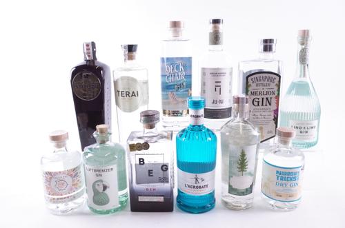 12 BOTTLES LONDON DRY GIN
