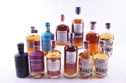 12 BOTTLES WHISKY/WHISKEY