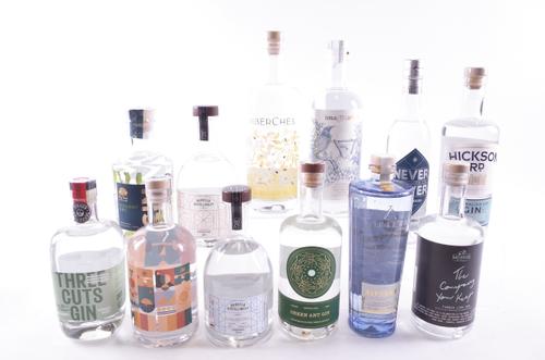 12 BOTTLES GIN