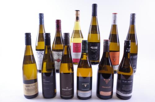 12 BOTTLES CANADIAN WHITE WINE