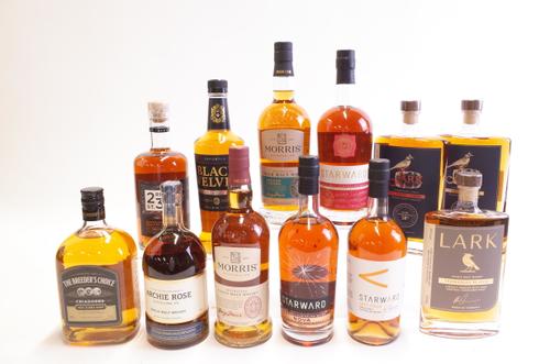 12 BOTTLES WHISKY