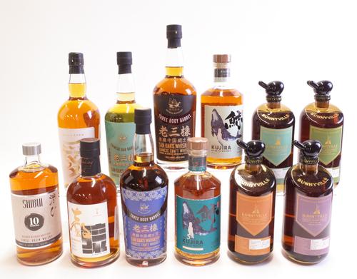 12 BOTTLES WHISKY/WHISKEY