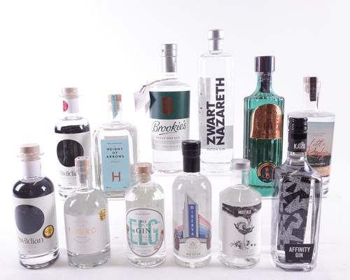 12 BOTTLES GIN