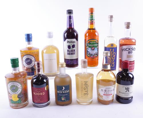 12 BOTTLES LIQUEURS