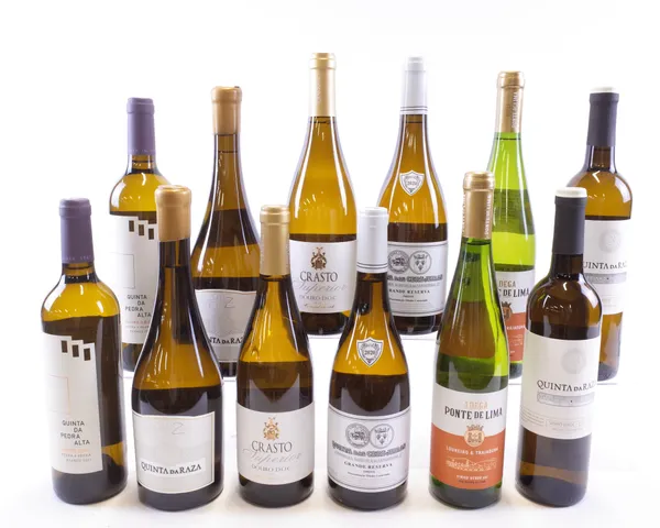 12 BOTTLES PORTUGUESE WHITE WINE