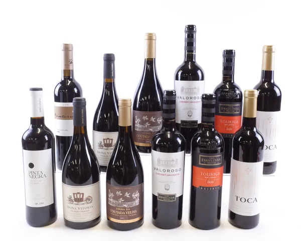 12 BOTTLES PORTUGUESE RED WINE