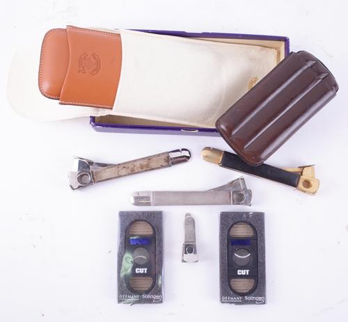 SMOKING ACCESSORIES - SILVER MOUNTED DUNHILL CIGAR CUTTER HALLMARKED BIRMINGHAM 1985