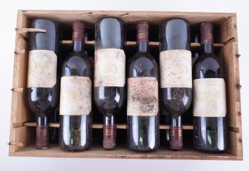 TWELVE BOTTLES CHÂTEAU MARGAUX 1ER CRU CLASSÉ MARGAUX CB 1983