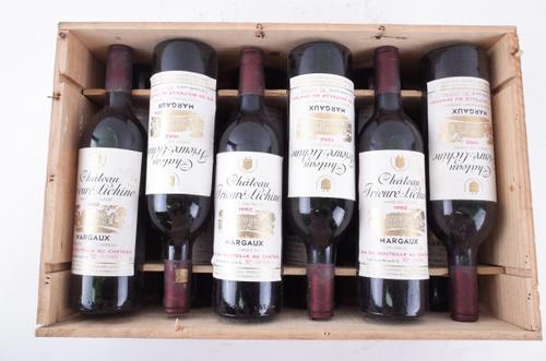 TWELVE BOTTLES OWC CHÂTEAU PRIEURE-LICHINE 4ÈME CRU CLASSÊ MARGAUX 1982