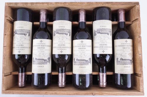 TWELVE BOTTLES OWC CHÂTEAU LA MISSION HAUT-BRION, CRU CLASSÊ, GRAVES CB 1983