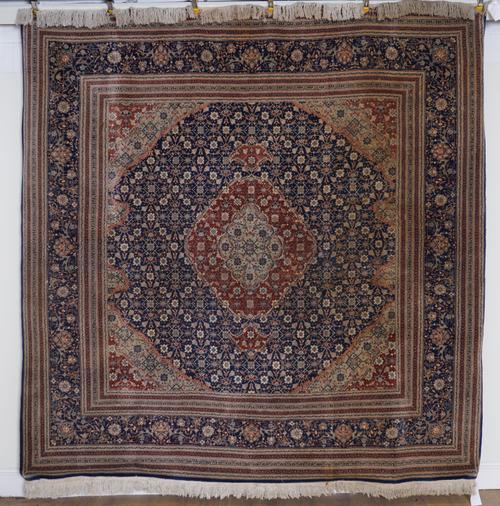 A FINE KASHAN CARPET, PERSIAN