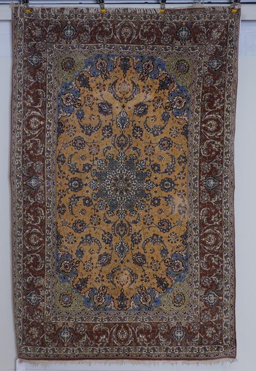 A FINE ISFAHAN RUG, PERSIAN