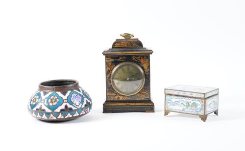 A BLACK AND GILT LACQUERED MANTEL CLOCK, A CHINESE ENAMELLED BOX AND A MIDDLE EASTERN ENAMELLED BOWL (3)