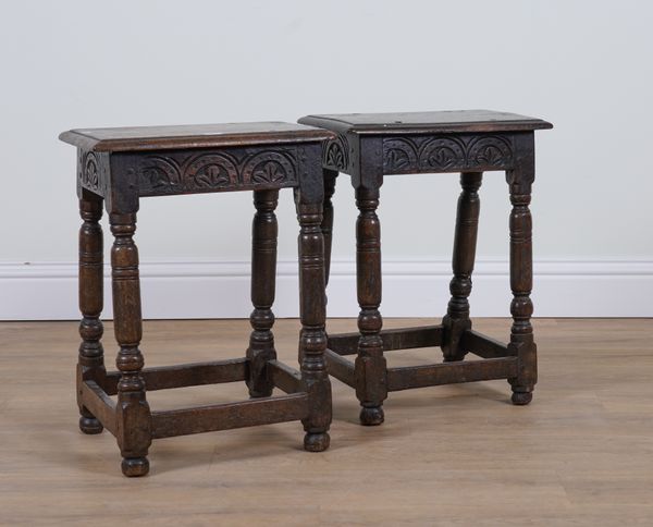 A PAIR OF 17TH CENTURY OAK JOINT STOOLS (2)