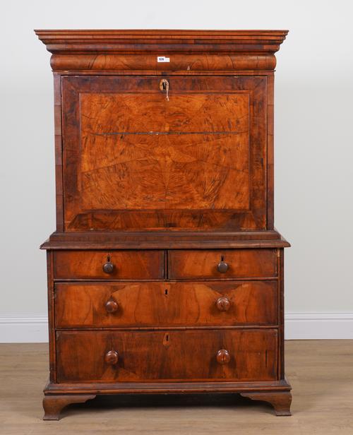 AN 18TH WALNUT ESCRITOIRE