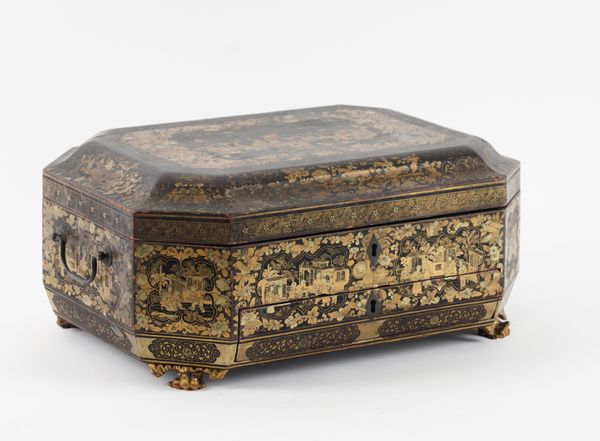 AN EARLY 19TH CENTURY CHINESE EXPORT BLACK LACQUER CHINOISERIE DECORATED, COMPRESSED OCTAGONAL SEWING BOX