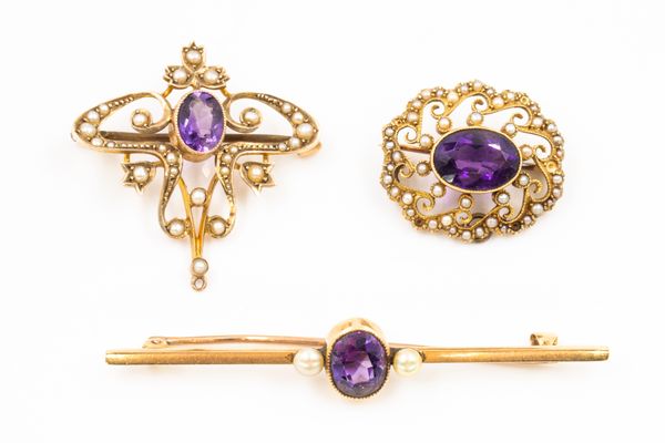 THREE GOLD, AMETHYST AND SEED PEARL BROOCHES (3)