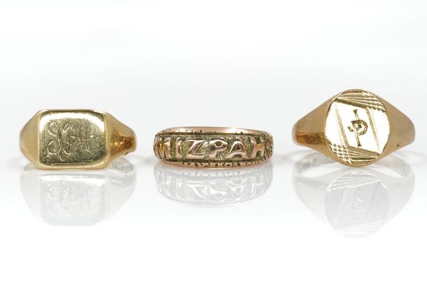 TWO 9CT GOLD SIGNET RINGS AND A MIZPAH RING (3)