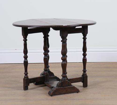 AN 18TH CENTURY AND LATER SMALL OAK DROP FLAP TABLE