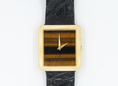 A PIAGET 18CT GOLD RECTANGULAR CASED WRISTWATCH
