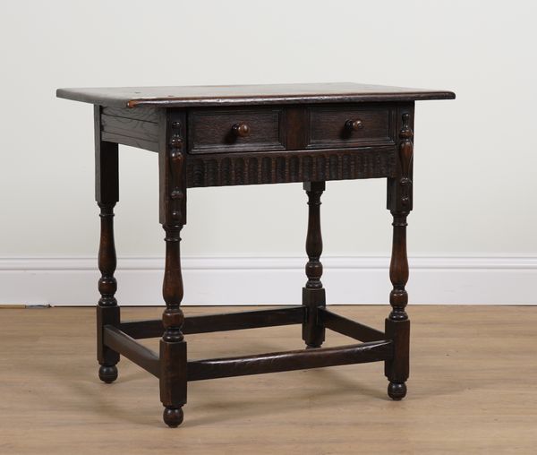 AN 18TH CENTURY STYLE OAK SINGLE DRAWER SIDE TABLE