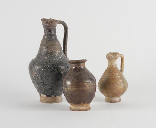 THREE KASHAN POTTERY VESSELS (3)