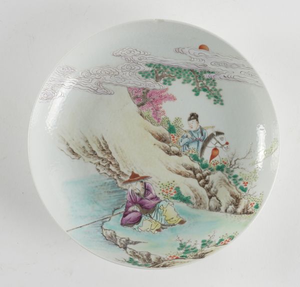 A CHINESE FAMILLE ROSE SAUCER DISH