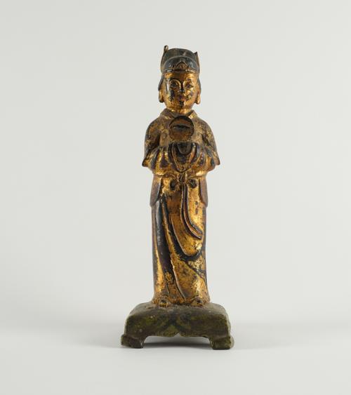 A CHINESE LACQUERED BRONZE FIGURE OF AN OFFICIAL