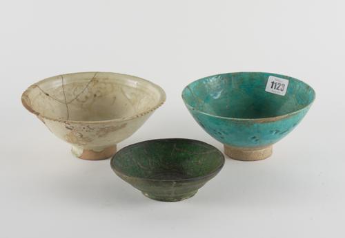 THREE KASHAN POTTERY BOWLS (3)
