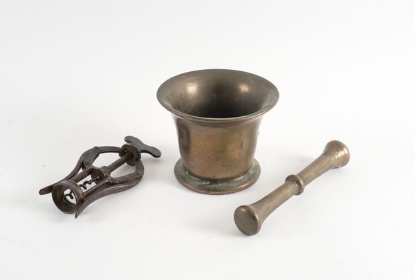 A BRONZE MORTAR AND PESTLE, TOGETHER WITH A JAMES HEELEY & SON A1 DOUBLE LEVER STEEL CORKSCREW (3)