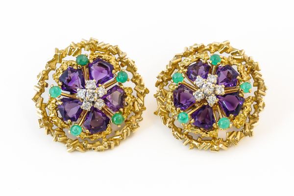 A PAIR OF GOLD, DIAMOND, AMETHYST AND EMERALD EARCLIPS