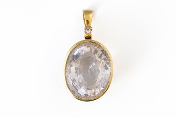 A MORGANITE AND DIAMOND PENDANT