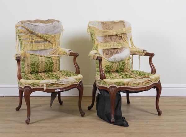 A PAIR OF GEORGE III MAHOGANY FRAMED OPEN ARMCHAIRS (2)