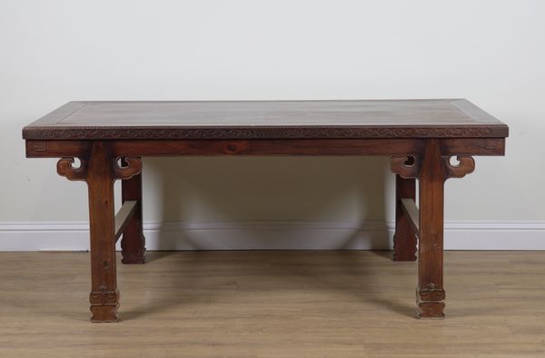 A LATE 19TH CENTURY CHINESE EXPORT HARDWOOD CENTRE TABLE