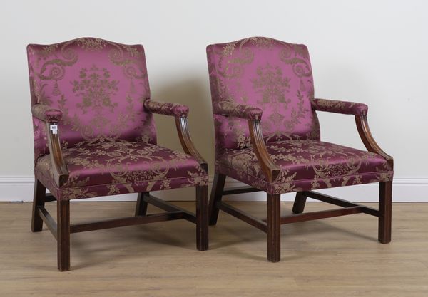 A PAIR OF GEORGE III STYLE MAHOGANY FRAMED GAINSBOROUGH OPEN ARMCHAIRS (2)