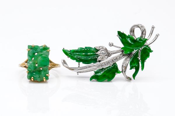 A WHITE GOLD, JADE AND DIAMOND BROOCH AND A JADE RING (2)