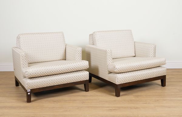 A PAIR OF UPHOLSTERED SQUARE BACK ARMCHAIRS (2)