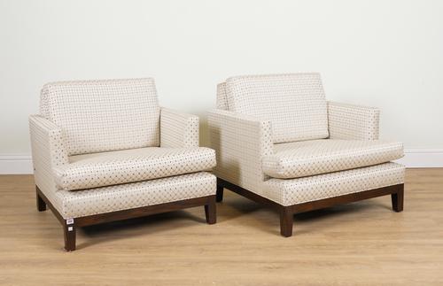 A PAIR OF UPHOLSTERED SQUARE BACK ARMCHAIRS (2)