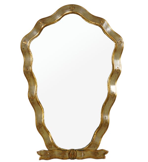 A VENETIAN CREAM PAINTED PARCEL GILT SHAPED MIRROR