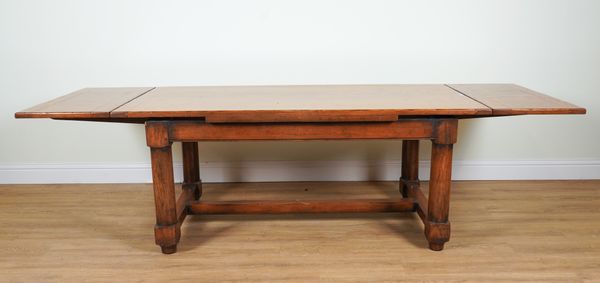 17TH CENTURY STYLE OAK DRAWER-LEAF EXTENDING DINING TABLE