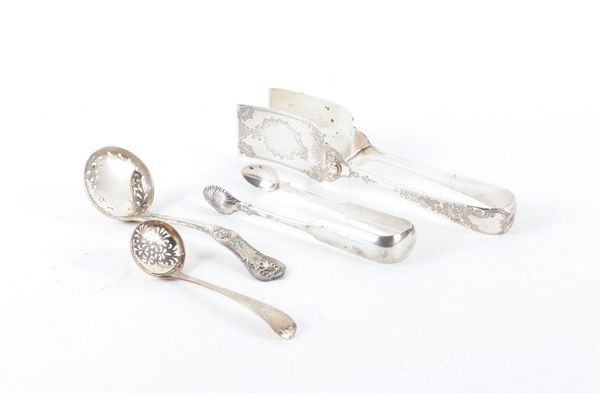 A PAIR OF SILVER ASPARAGUS SERVING TONGS AND THREE FURTHER ITEMS (4)