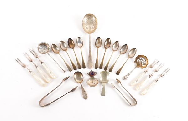 A GROUP OF SILVER, FOREIGN AND PLATED WARES (23)