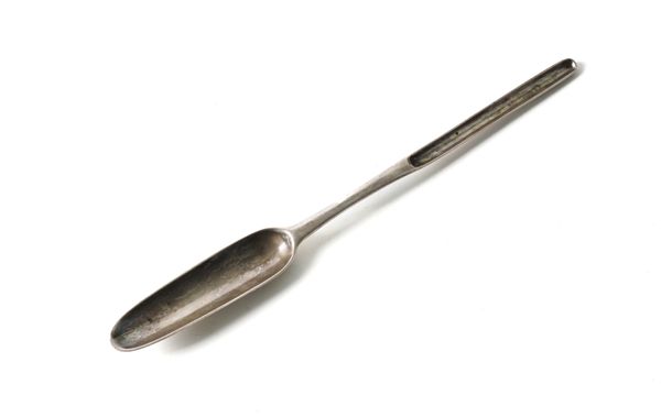 A GEORGE II SILVER MARROW SCOOP