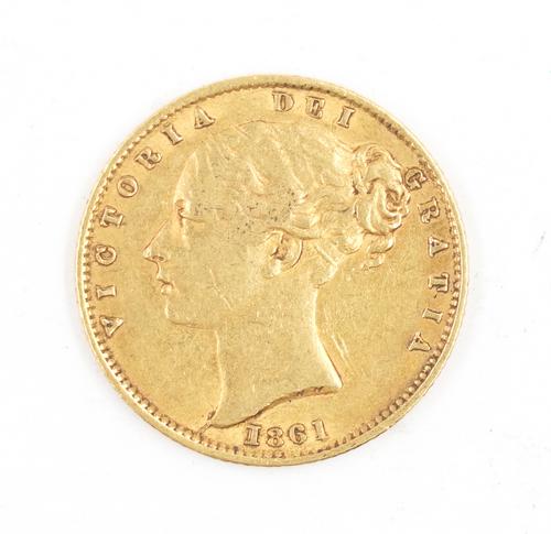 A VICTORIA YOUNG HEAD SOVEREIGN