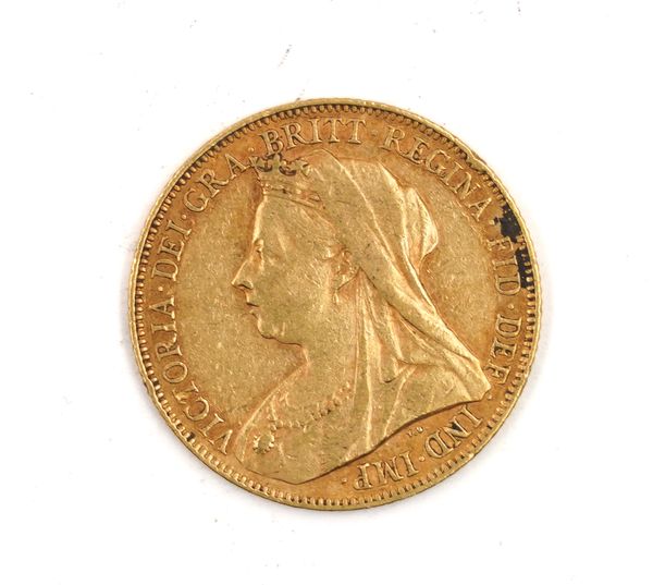 A VICTORIA OLD HEAD SOVEREIGN