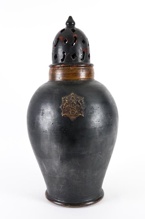 A BLACK BALUSTER VASE WITH PIERCED DOMED COVER (4)
